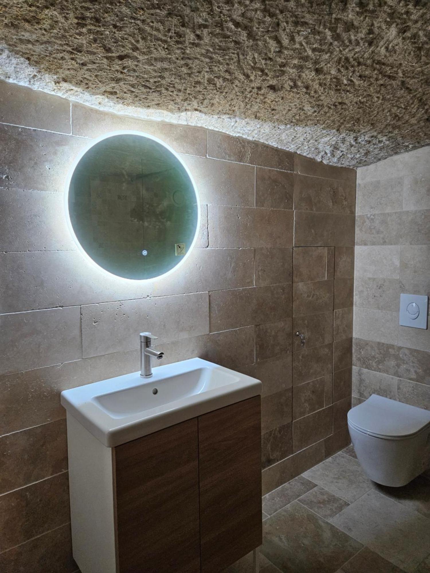 Apartamento Le Cocon Troglodyte Saint-Étienne-de-Chigny Exterior foto